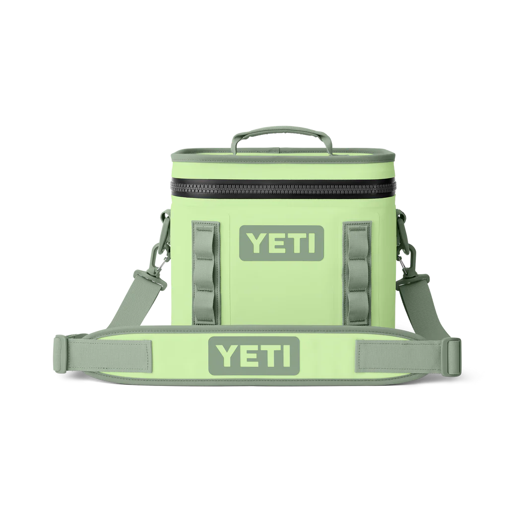 YETI Hopper Flip® | 8 Soft Cooler