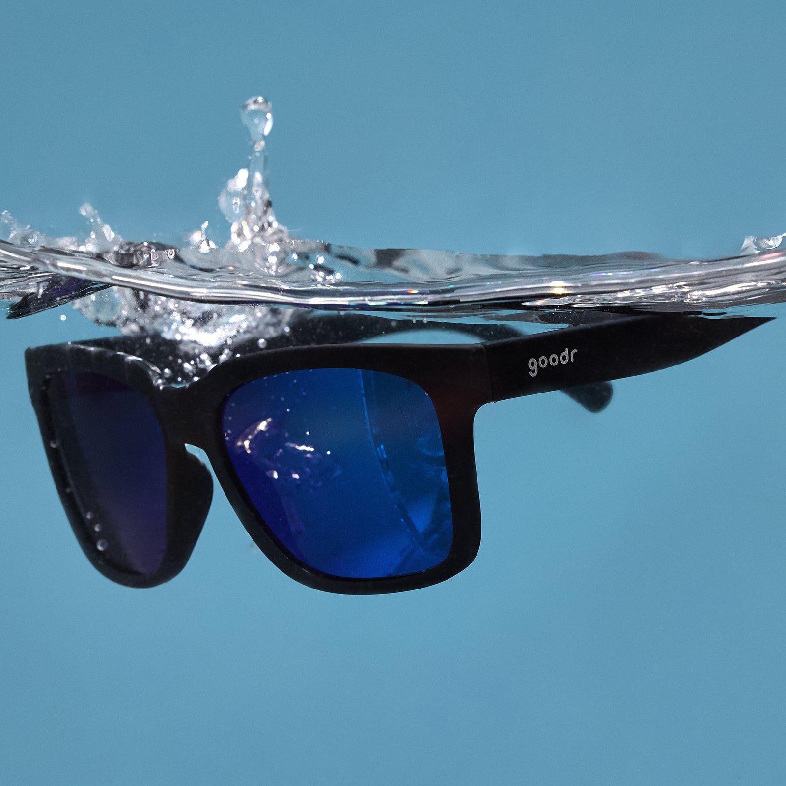 Goodr Tidal G – Buoys Don't Cry (Black / Blue Reflective Lens)