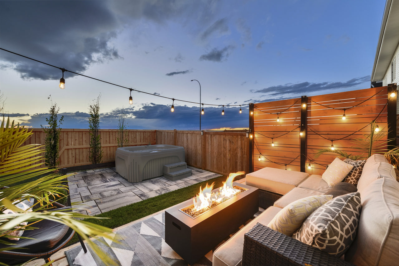 Core 1800L Hot Tub