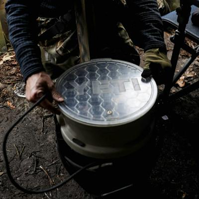 The YETI Fully-Loaded Bucket with Clear Lid