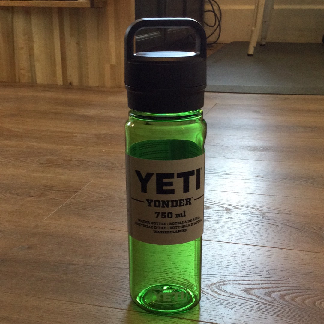 YETI Yonder 750mL Water Bottle - Canopy Green