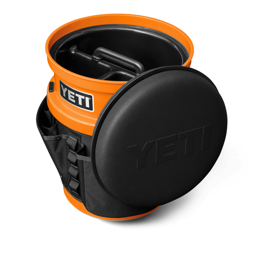 The Fully-loaded Bucket with Swivel Seat