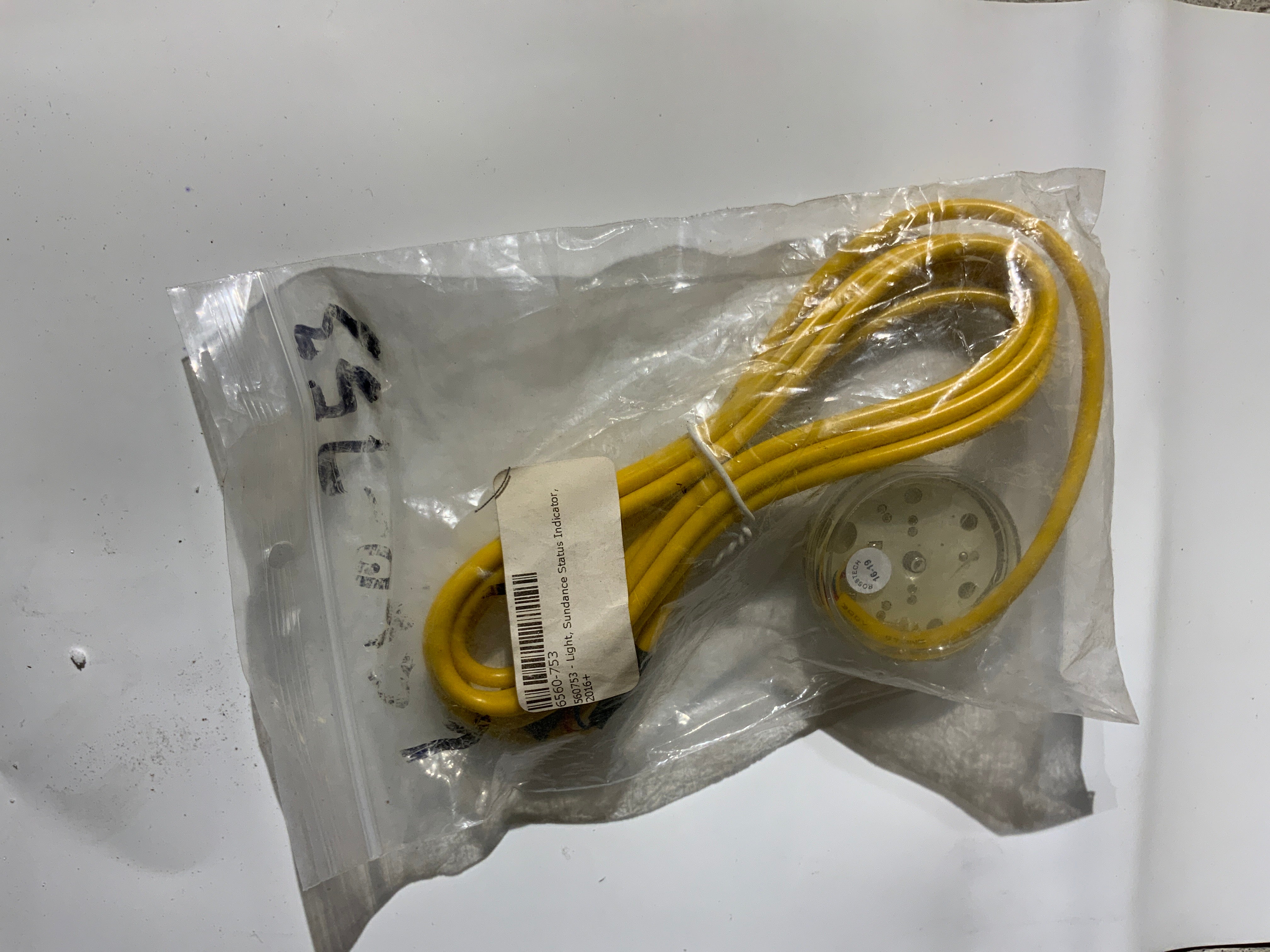 Sundance cabinet light indicator 2016+  6560-753￼