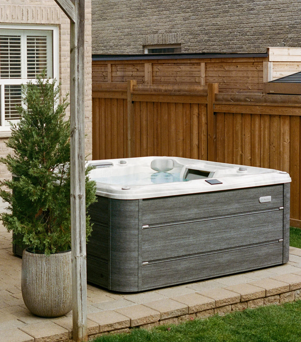Sundance Spas Chelsee 780 Series 7-Person Hot Tub