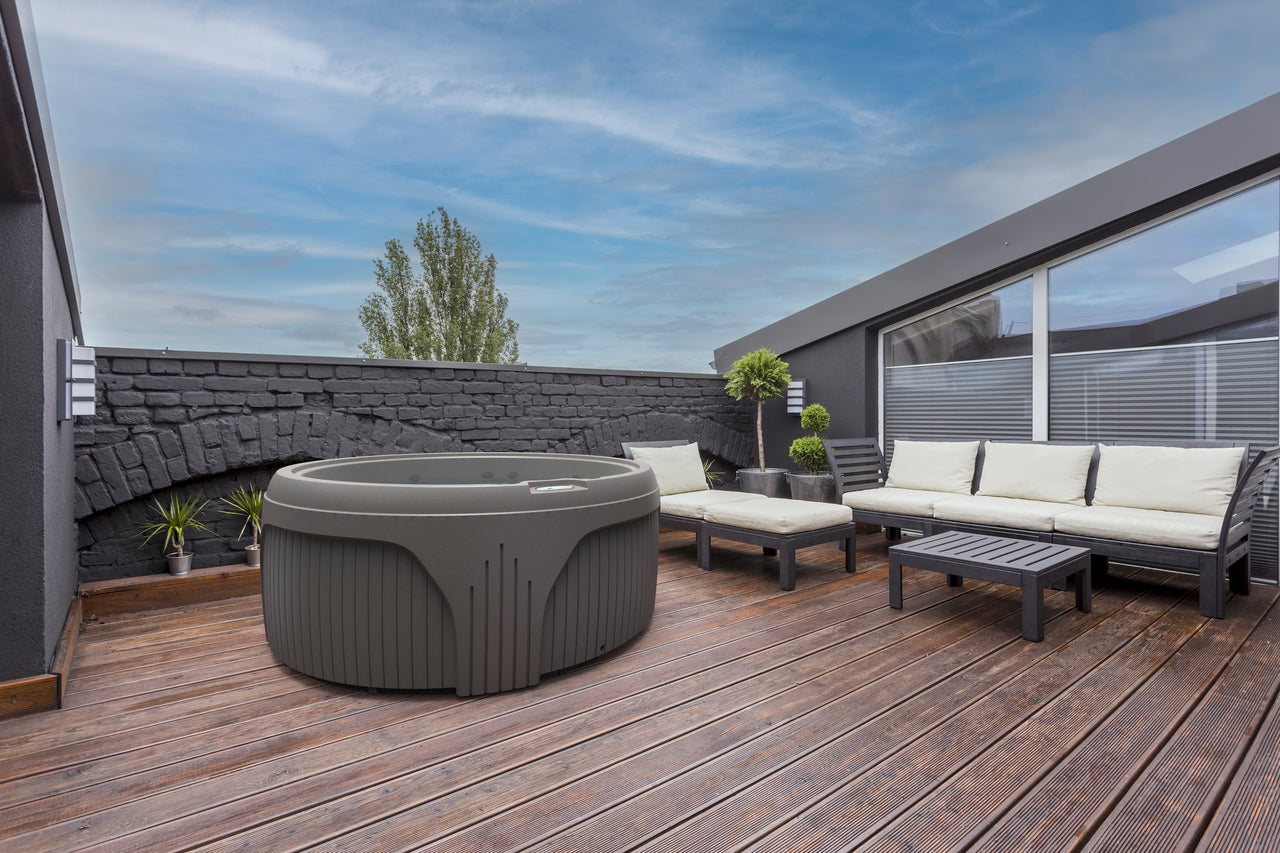 Core 1800R Hot Tub