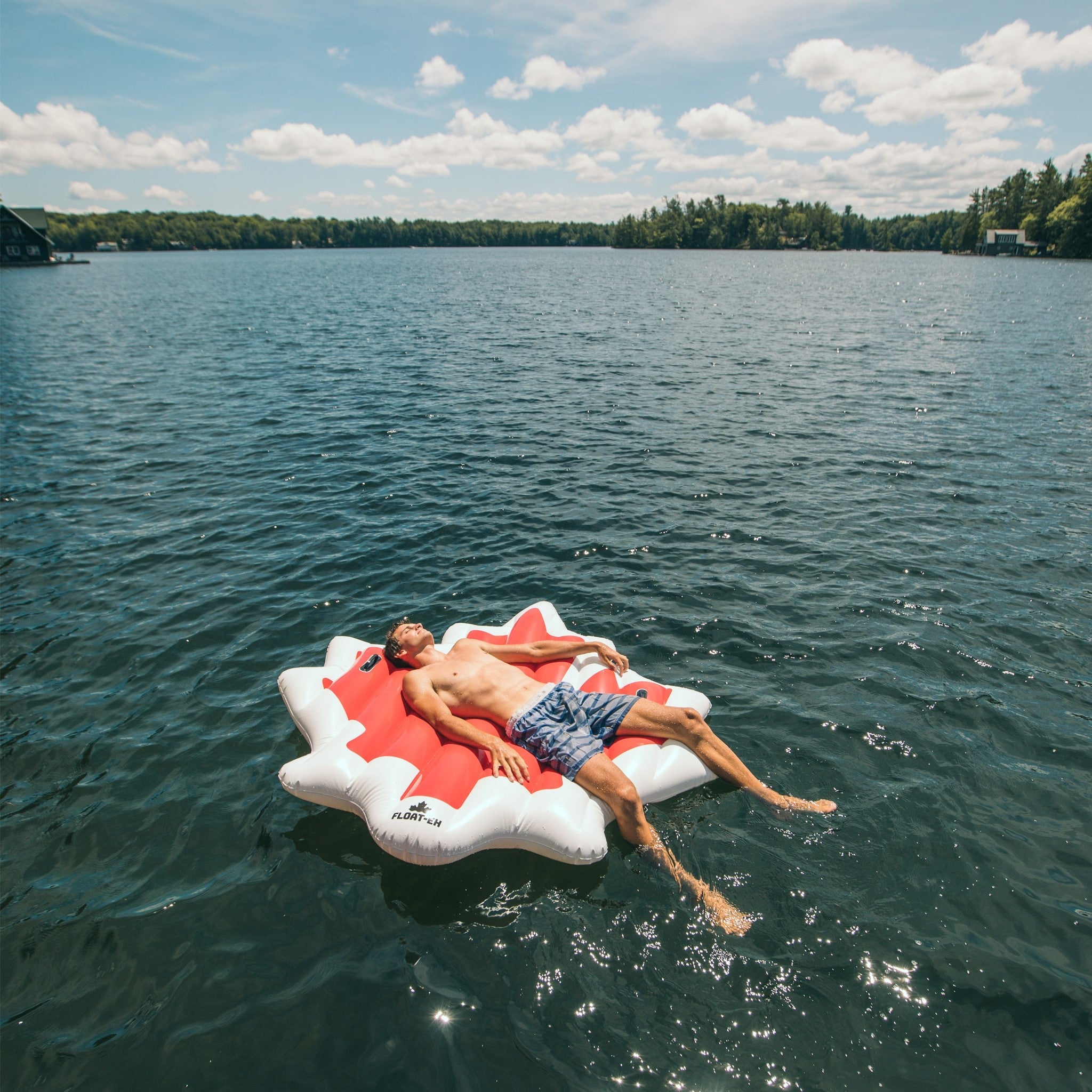 The Maple – Canadian Maple Leaf Inflatable Pool & Lake Float by Float-Eh
