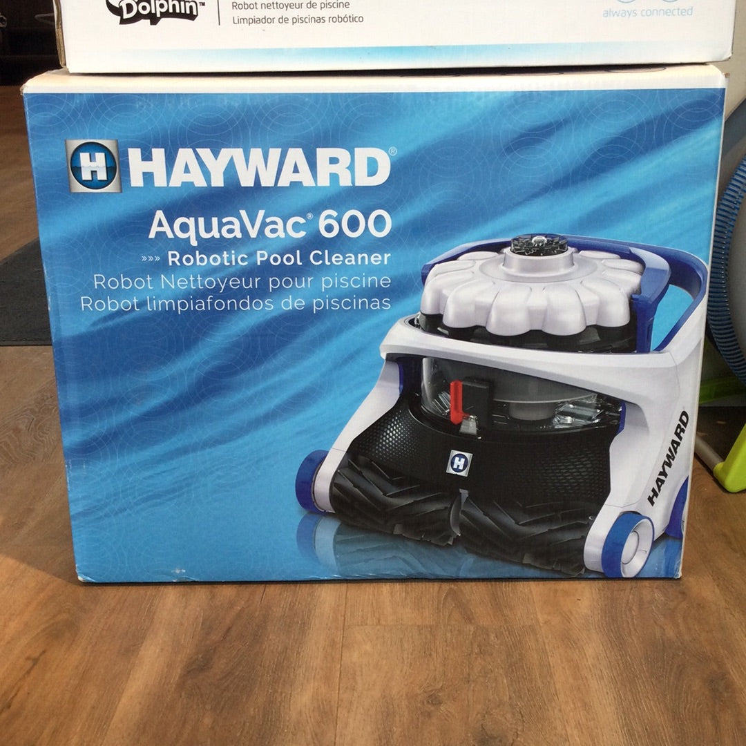 Aqua Vac 600 Robotic Cleaner W/ Caddy